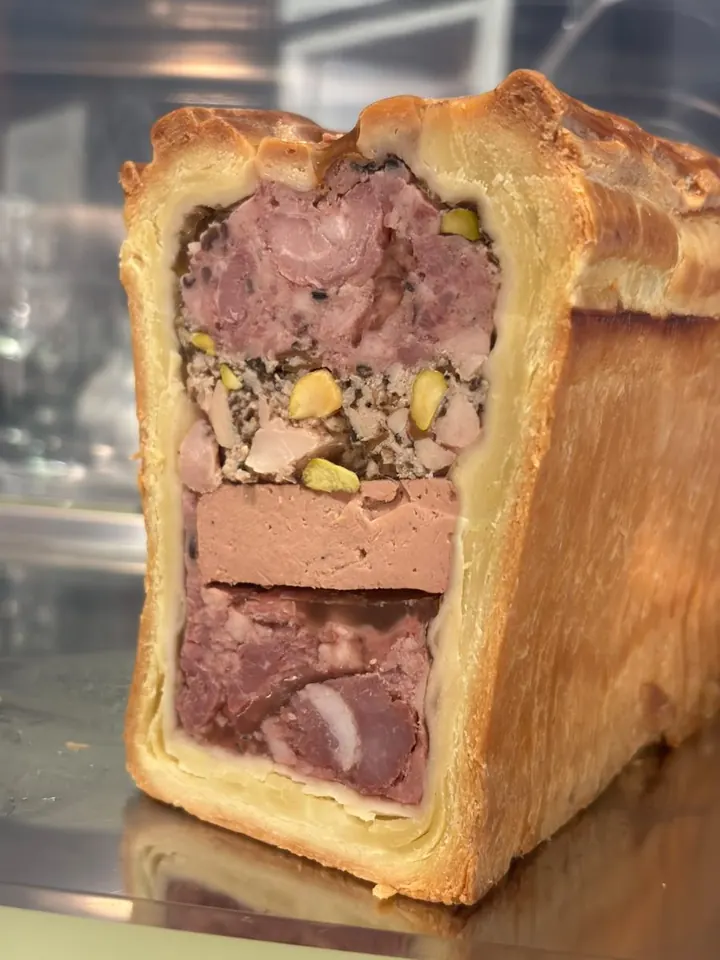 Pâté en croûte maison, coupe